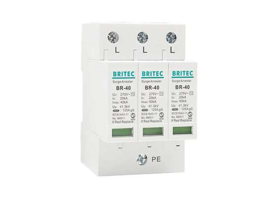 Type 2 overspanningsbeschermingsapparaat SPD 20~40KA Blikstrachter met 35 mm Din Rail-montage