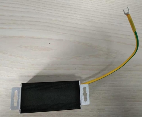 Ethernetpoe de Telecommunicatierj45 Macht van de Schommelingsbeschermer over bliksemremhaak rj45