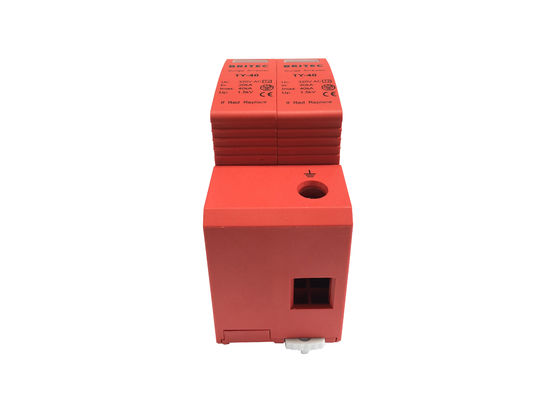 320V Pluggable Type van 40kA 2P - Rem van de het Apparaten de Modulaire Schommeling van de 2 Schommelingsbescherming