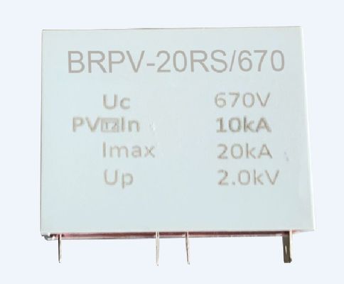 670V Nominale Spanning 20kA Maximaal ontladingsstroom gelijkstroomoverspanningsbeschermer PCB gemonteerd SPD voor inverterbescherming